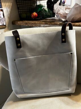 Women's Leather Tote Bag in Rustic Brown with Black Handles